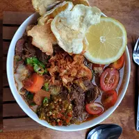 ilustras&nbsp;soto mie/DaePurwanto/Shutterstock