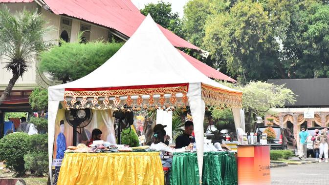 Anjungan Riau Taman Mini Indonesia Indah mengadakan Pagelaran Budaya Nusantara HUT RI Ke-75 dan Bazar Umum UMKM-Kuliner Nusantara 28-30 Agustus 2020 (Istimewa)