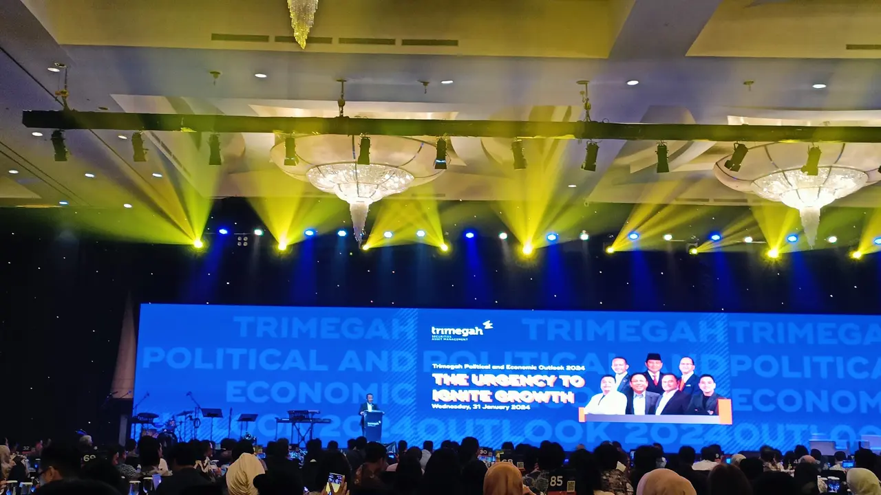 Menteri Investasi Bahlil Lahadalia saat menghadiri acara ‘Trimegah Political and Economic Outlook 2024’ di The Ritz-Carlton Ballroom, Pacific Place, Jakarta, Rabu (31/1/2024).