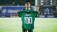 Tiga poin yang diraih PSS Sleman atas Barito Putera juga amat berkesan bagi bek kanan PSS Sleman, Bagus Nirwanto. Di laga tersebut ia mencatat penampilan ke-100 bersama Super Elja di partai resmi sejak bergabung pada 7 April 2018. (Bola.com/Maheswara Putra)