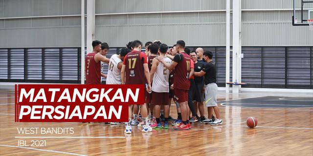VIDEO: West Bandits Fokus Latihan Fisik dan Pertahanan Jelang Babak Playoff IBL Lawan Prawira Bandung