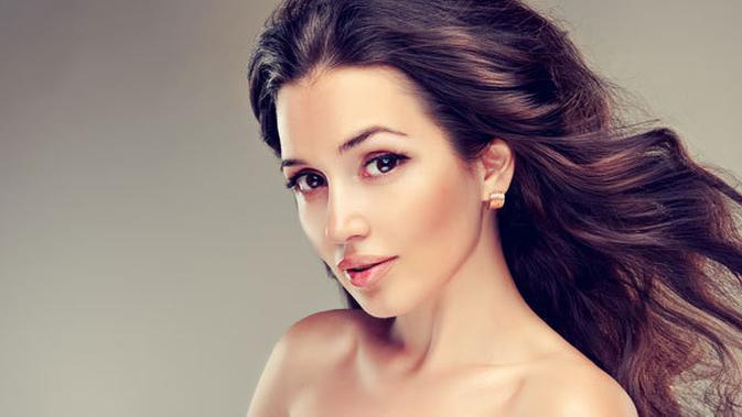 Cara Menghilangkan Bau Rambut Setelah Smoothing