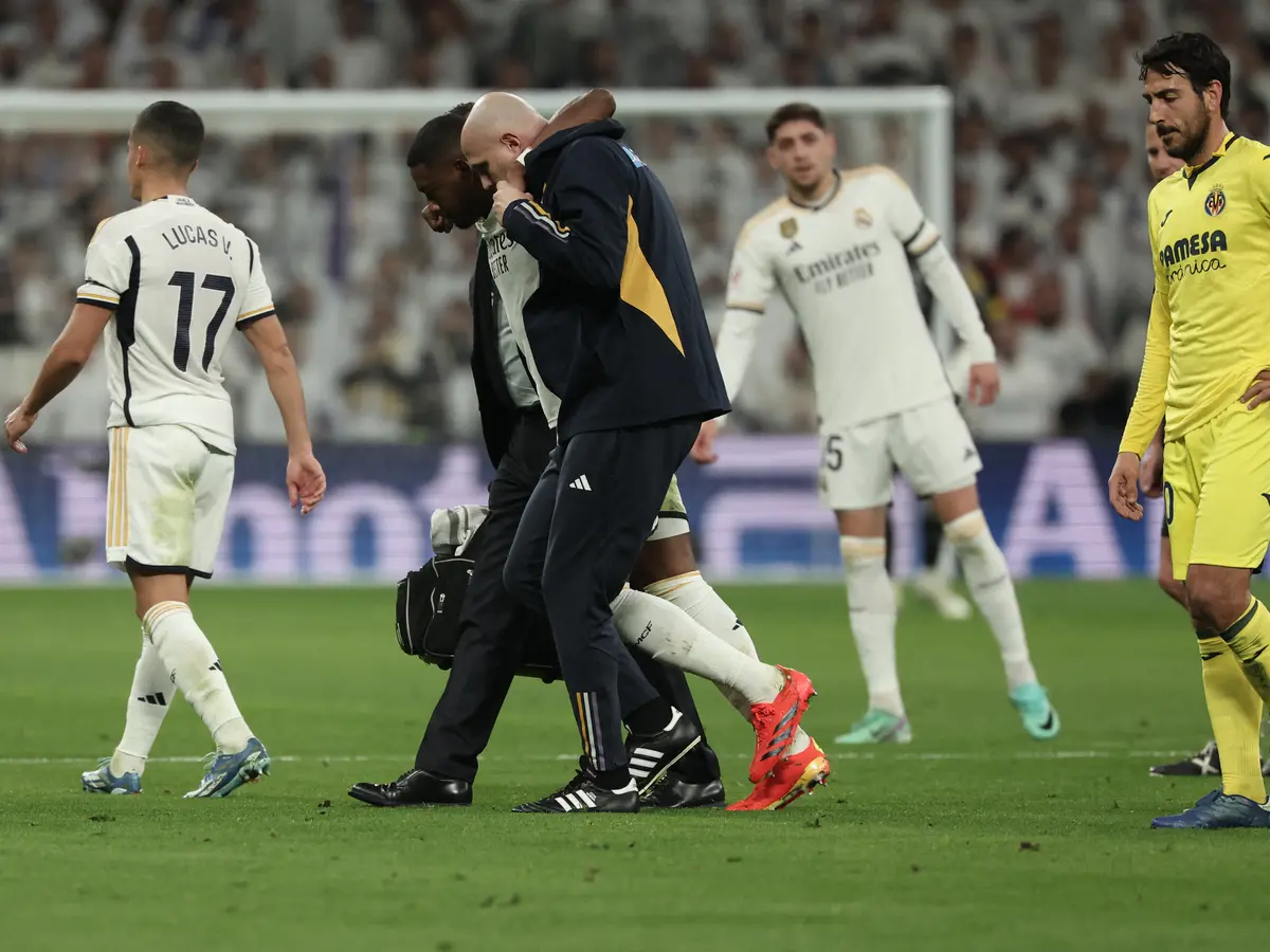 Tumbal Kemenangan Real Madrid atas Villarreal di Liga Spanyol: David Alaba  Cedera ACL, Absen Hingga Akhir Musim! - Spanyol Bola.com