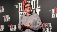 Quentin Tarantino, mempromosikan film terbarunya The Hateful Eight (Guardian)