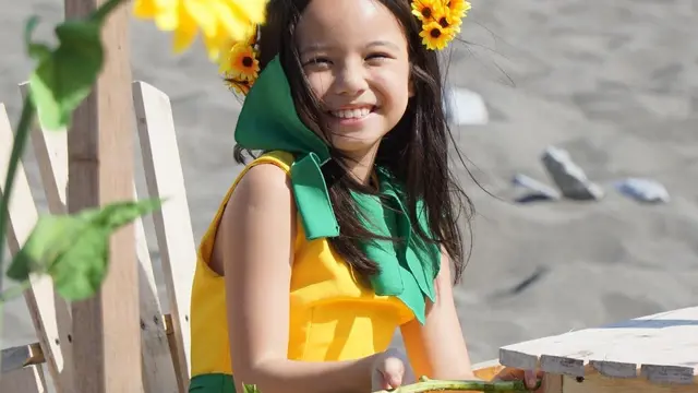 Gempi Belajar Menyanyikan Lagu Gala Bunga Matahari