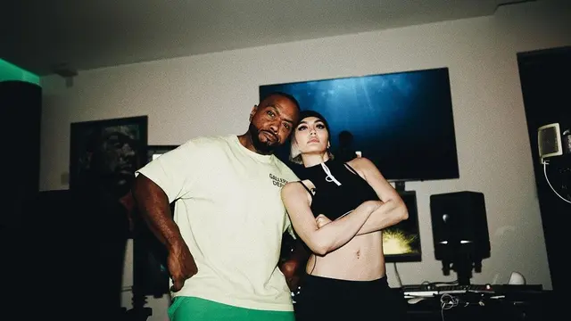 6 Momen Kebersamaan Agnez Mo dan Timbaland, Siap Kolaborasi Lagi