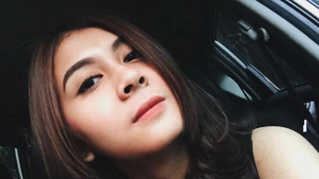Foto Ciuman Kesha Ratuliu Dan Pacar Beredar Netizen Heboh Showbiz Liputan6 Com