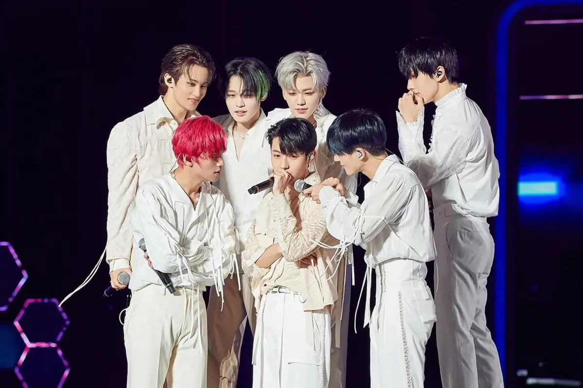 Formasi lengkap NCT Dream (Foto: Instagram nct_dream)