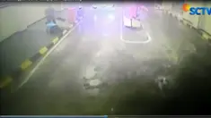 Viral rekama CCTV aksi koboi di mal Jakarta Selatan, pelaku ternyata dokter, dan bukan anggota TNI.