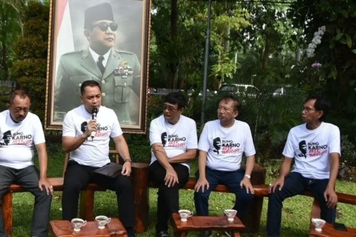 Wali Kota Surabaya Eri Cahyadi mengumumkan sayembara pembuatan patung Bung Karno. (surabaya.go.id).
