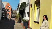 Foto-Foto Suasana Sekitar Rumah Sophia Latjuba di Jerman, Hadirkan Nuansa Segar