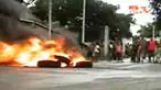 Ratusan orang pendukung enam peserta pilkada Soppeng turun ke jalan menuntut KPUD menggelar pilkada ulang karena ditengarai banyak terjadi kecurangan. 