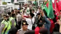 HMI Tangerang - Mahasiswa Unis Terlibat Bentrok