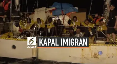 Sebuah kapal imigran asal Libya diselamatkan oleh organisasi kemanusiaan asal jerman. Kapal mengangkut puluhan imigran termasuk wanita dan anak-anak.