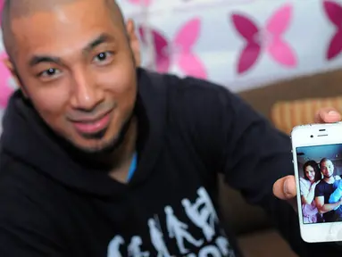 Marcell Siahaan sumringah atas kelahiran anak ketiganya pada 22 September 2014. (Liputan6.com/Faisal R Syam)