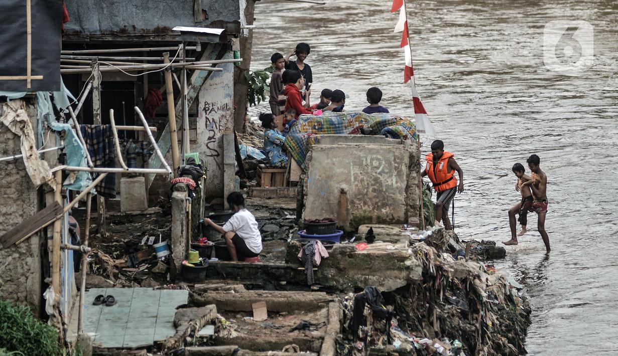 FOTO  Angka Kemiskinan di Indonesia Naik  Selama Pandemi 