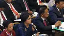 Menteri Keuangan Sri Mulyani bersama sejumlah menteri memberi keterangan pers RAPBN 2019 di Media Center Asian Games, JCC Jakarta, Kamis (16/8). Pemerintah akan menjaga laju inflasi tahun depan di level 3,5%. (Liputan6.com/Fery Pradolo)