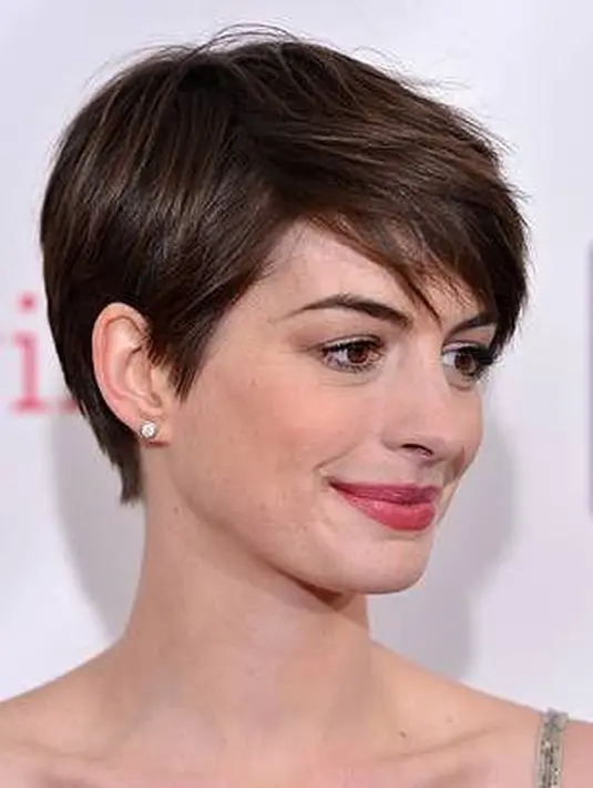 Pixie adalah salah satu gaya rambut favorit sepanjang masa. Gaya rambut ini menghadirkan kesan feminin sekaligus powerful. [Foto: Pinterest]