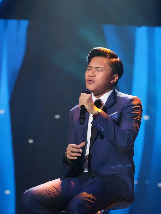 Rizki Febian dan Aliando Syarief, dua orang pesohor yang saat ini digandrungi oleh anak muda di tanah air turut menyumbangkan suaranya dalam konser kali ini. (Adrian Putra/Bintang.com)