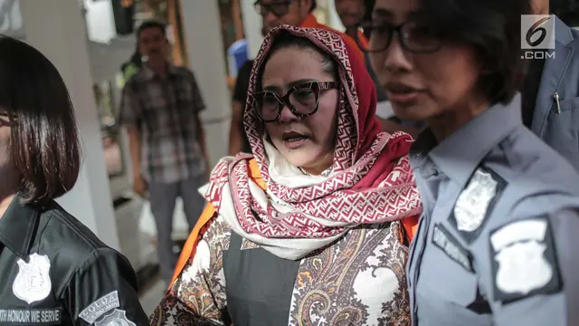 Wajah Lesu Nunung dan Suami Jelang Rilis Kasus Narkoba
