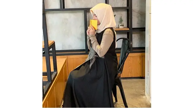 5 Gaya Dinar Candy Saat Berhijab