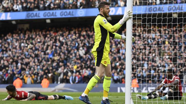 Foto: Momen Kekecewaan David de Gea saat Dibantai Manc City di Liga Inggris