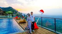 Syahrini dan Reino Barack ke Borobudur (Sumber: Instagram/princessyahrini)