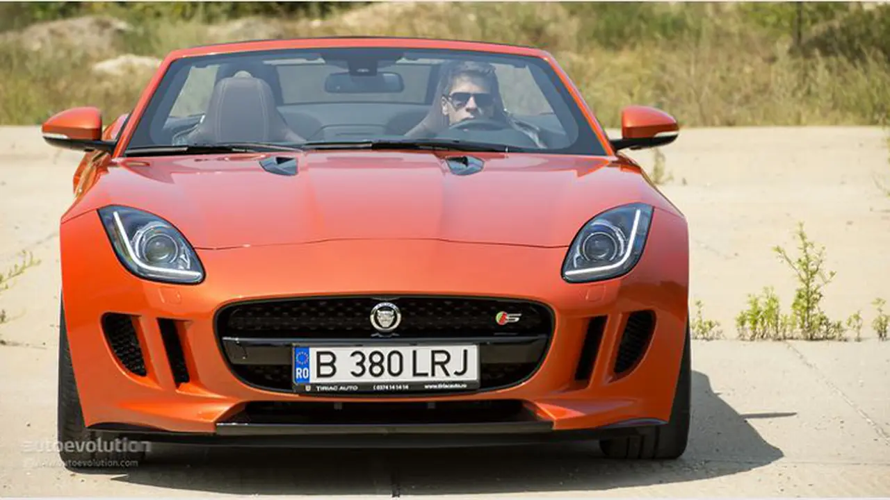 Mobil Jaguar