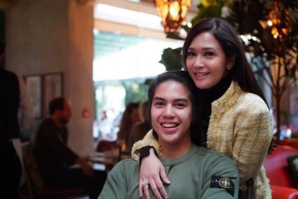 [Bintang] Maia Estianty dan El Rumi