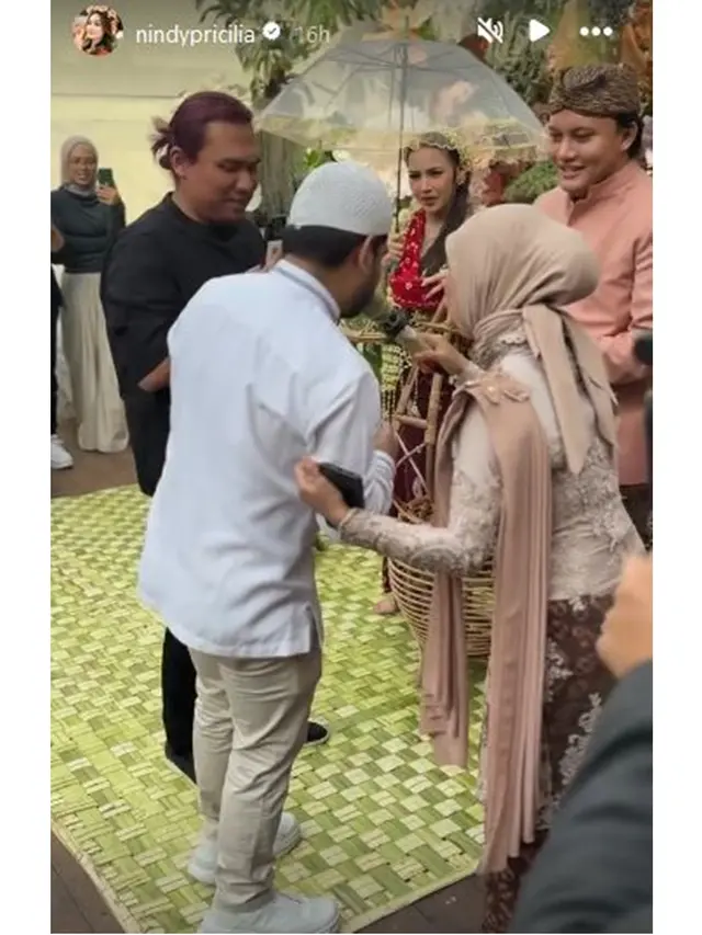7 Potret Tamu Artis di Tasyakuran 7 Bulanan Mahalini, Lyodra Gandeng Randy Martin