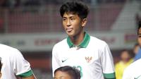 Bek Timnas Indonesia U-19, Muhammad Firly. (Bola.com/Ronald Seger Prabowo)
