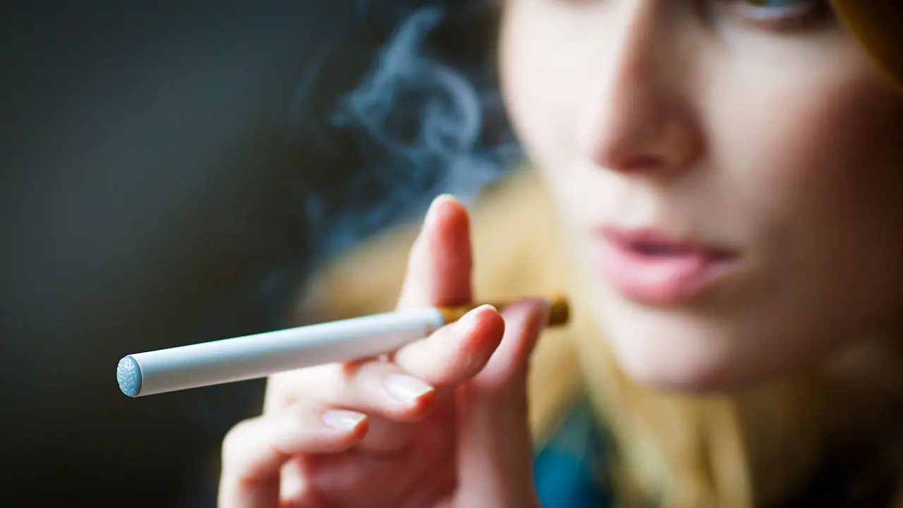 [Bintang] ‘Ngeri’ Ini 5 Dampak Jika Harga Rokok Mahal