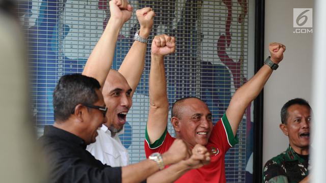 Ekspresi Tegang Timnas U-16 Saat Nobar Laga Indonesia U-19 Lawan Brunei