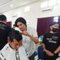 Pelatihan barbershop untuk pria di Banyuwangi untuk kemandirian ekonomi (Istimewa)