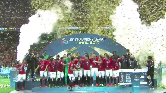 Klub asal Jepang, Urawa Reds, berhasil menjadi kampium Asia setelah mengalahkan Al-Hilal 1-0. This video presented by Ballball.