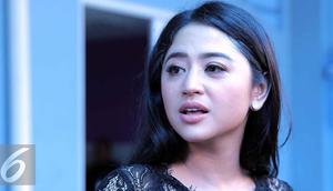 Berita Gosip Artis Terbaru - Selebritis Indonesia Dan Dunia