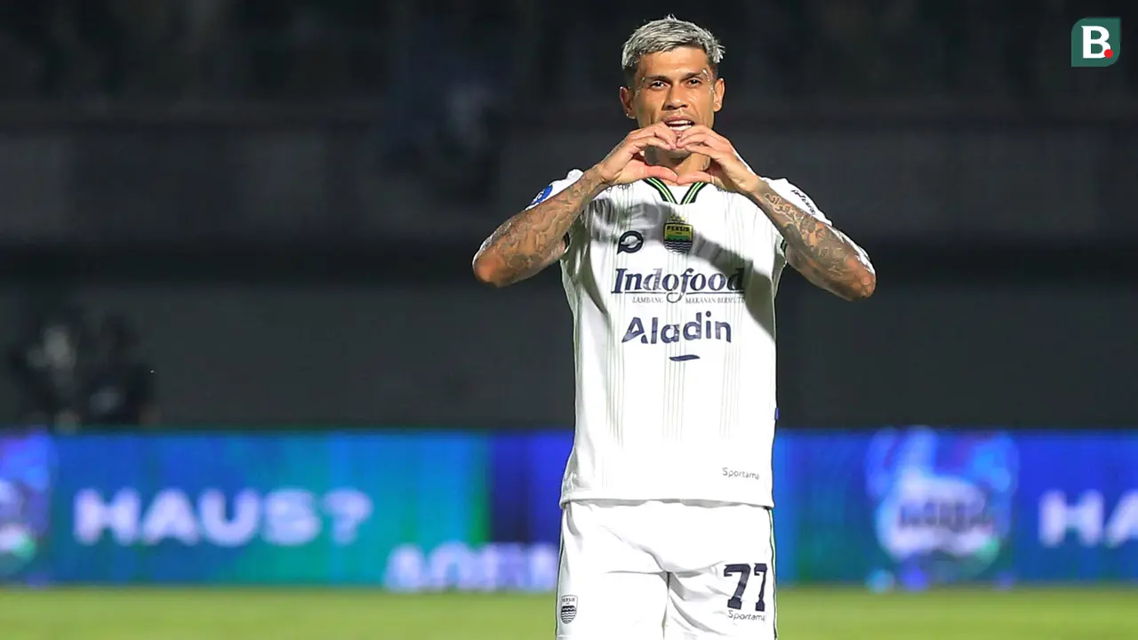 Dewa United vs Persib Bandung - BRI Liga 1 2023/2024
