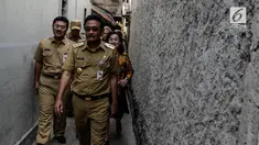 Gubernur DKI Jakarta Djarot Saiful Hidayat berkomentar perihal adanya aksi dari Koalisi Pejalan Kaki yang mengadang pemotor di trotoar 