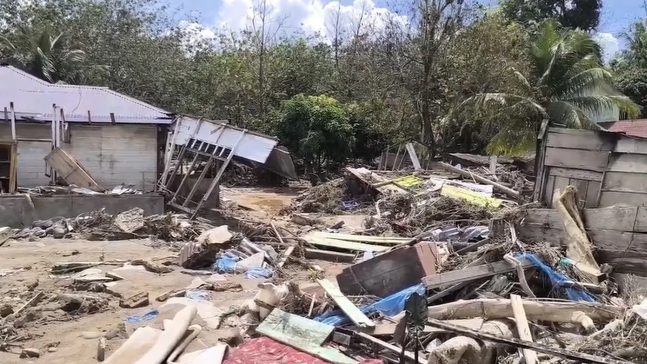 Kampung mati akibat banjir bandang di Tapanuli Selatan. (Liputan6.com/Reza Efendi)