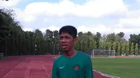 Pemain Timnas Indonesia U-19, Irsan Rahman Lestaluhu, sempat mengira ia dicoret oleh pelatih Indra Sjafri. (Bola.com/Ronald Seger)