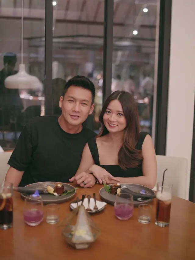 8 Potret Mesra Fendy Chow dan Stella Cornelia, Umumkan Kehamilan Usai 5 Tahun Menikah