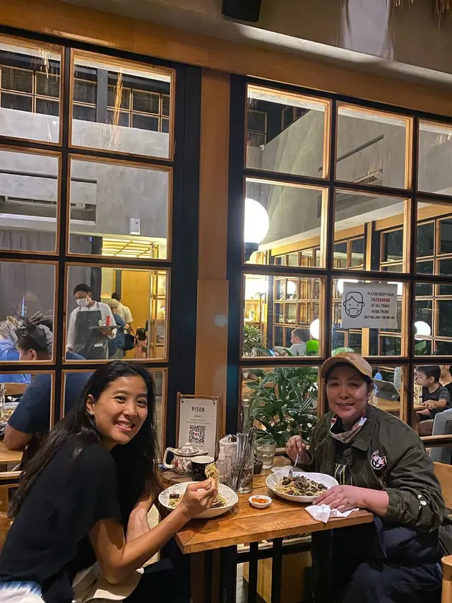 7 Potret Terbaru Jenny Rachman Aktris Senior yang Kini Tekuni Dunia YouTuber