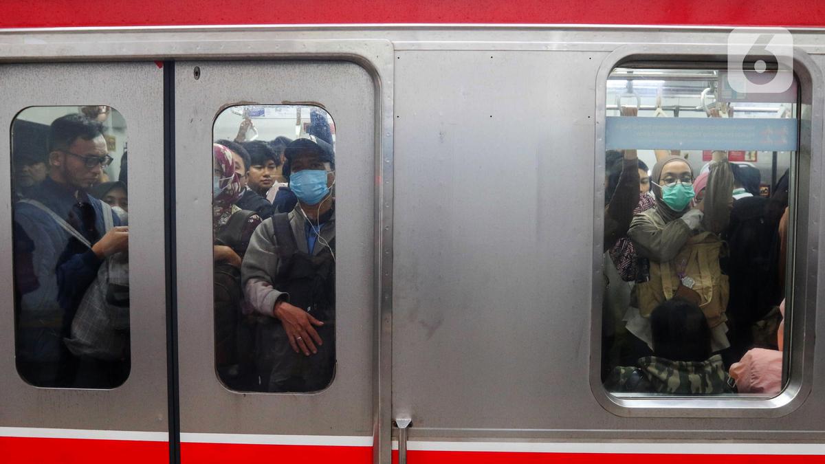 KRL Commuter Line Angkut 93,7 Juta Penumpang di Kuartal I 2025