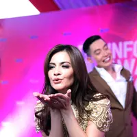 Kini Cut Tary memang masih menyandang status single pasca perceraiannya dengan sang mantan suami,  Johannes Yusuf Subrata 2013 silam. Meski begitu wanita cantik ini tak kapok untuk kembali menikah membangun rumah tangga. (Nurwahyunan/Bintang.com)