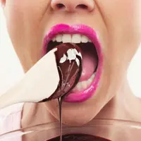 Walau buruk tapi kalo kamu suka, pasti kebiasaan-kebiasaan ini tetep kamu lakuin.