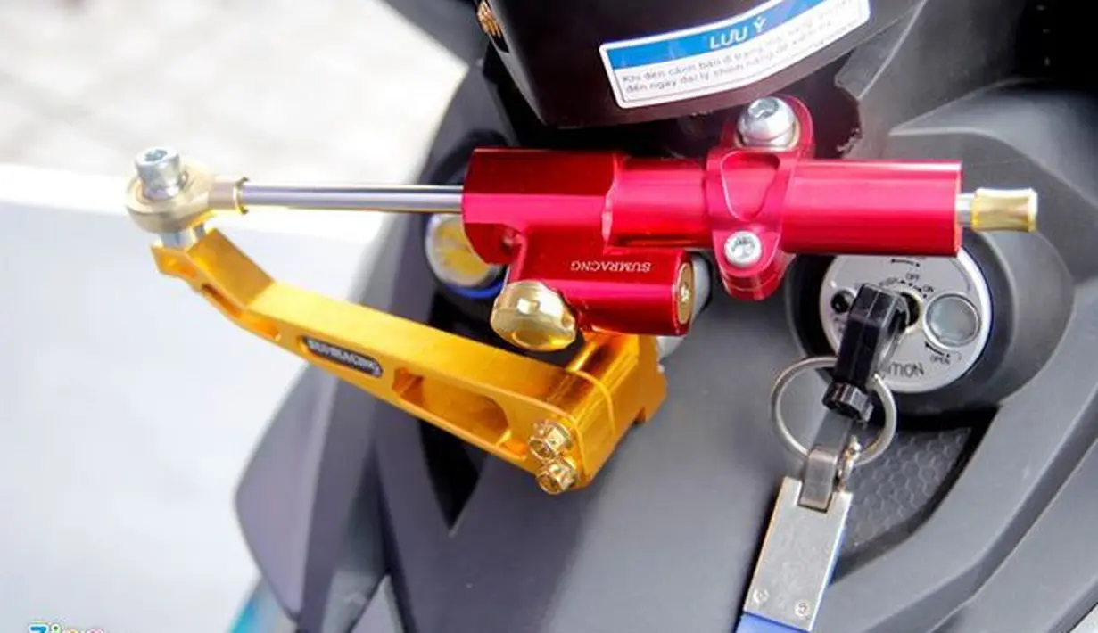 Yamaha Jupiter MX King 150 Modifikasi ala Lamborghini SV - Photo Otosia.com