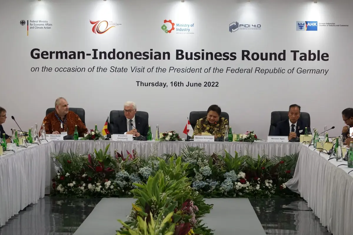 Pertemuan bisnis antara Indonesia dan Jerman sebagai rangkaian agenda kunjungan dari Presiden Republik Federasi Jerman Frank-Walter Steinmeier ke Indonesia