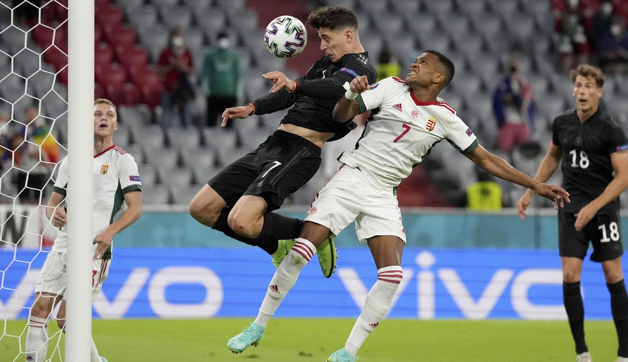 Kai Havertz, membuat fans Jerman bersorak dengan golnya yang tercipta pada menit ke-66 dengan memanfaatkan umpan dari Mats Hummels. (Foto: AP/Pool/Matthias Schrader)
