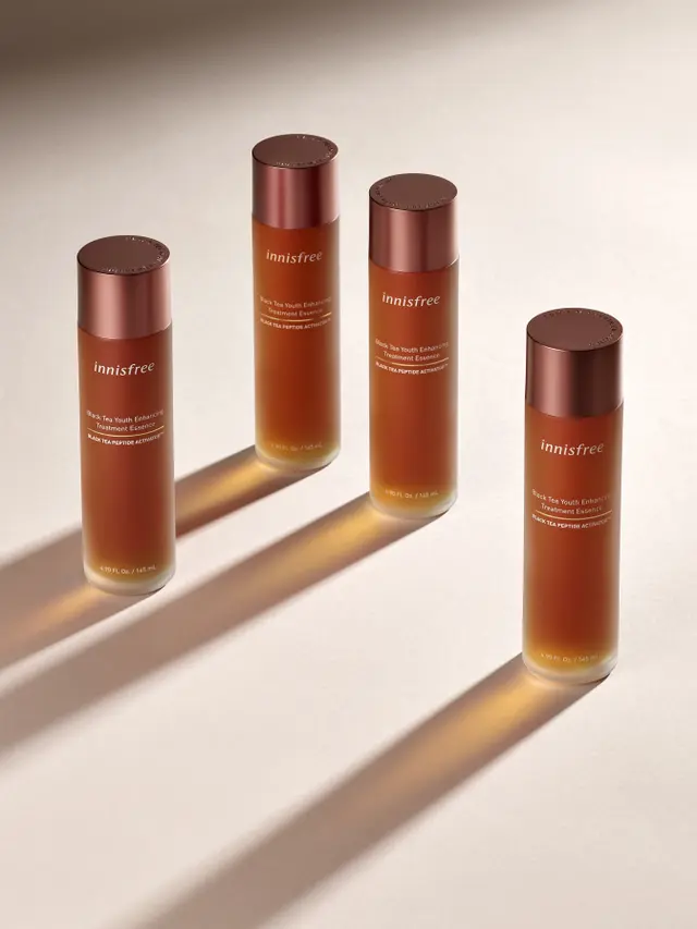 Innisfree Black Tea Youth Enhancing Essence