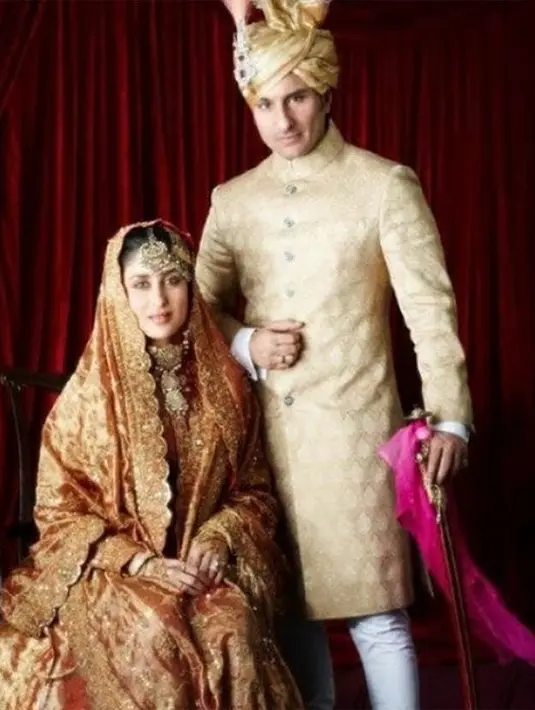 Kareena Kapoor dan Saif Ali Khan menikah pada 16 Oktober 2012. Pernikahan keduanya disebut-sebut menjadi salah satu pernikahan mewah karena menghabiskan biaya sebesar Rp20 miliar. (Foto: KapanLagi)